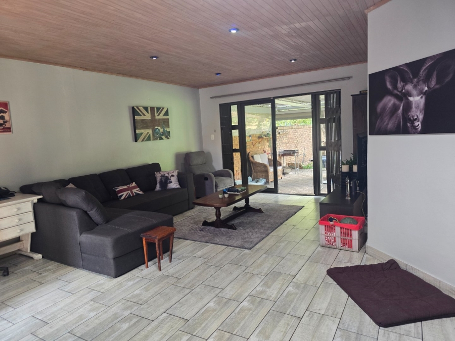 3 Bedroom Property for Sale in Pentagon Park Free State